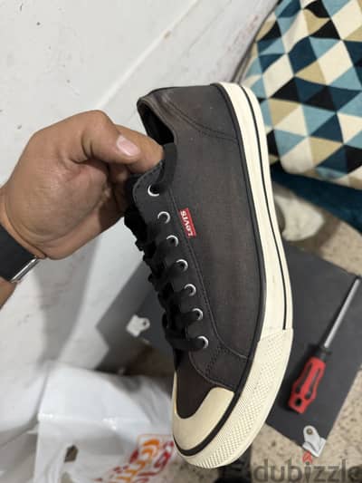 فلاته Levi’s