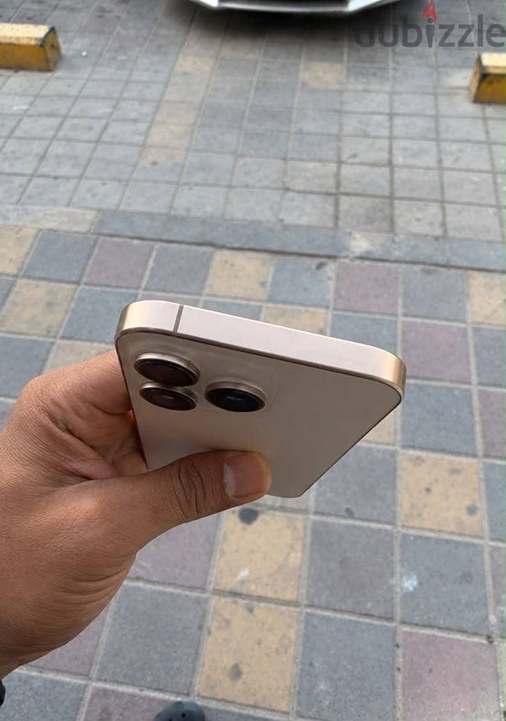 Apple - iPhone 16 Pro 2