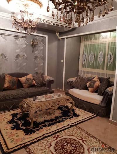 ١٧٠م مفروش مكيف كيلوبتر ٣غرف. وريسبشن ٣ ق و٢ حمام قرب بحر