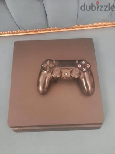 PlayStation 4 slim 500 g مع دراع اصلي