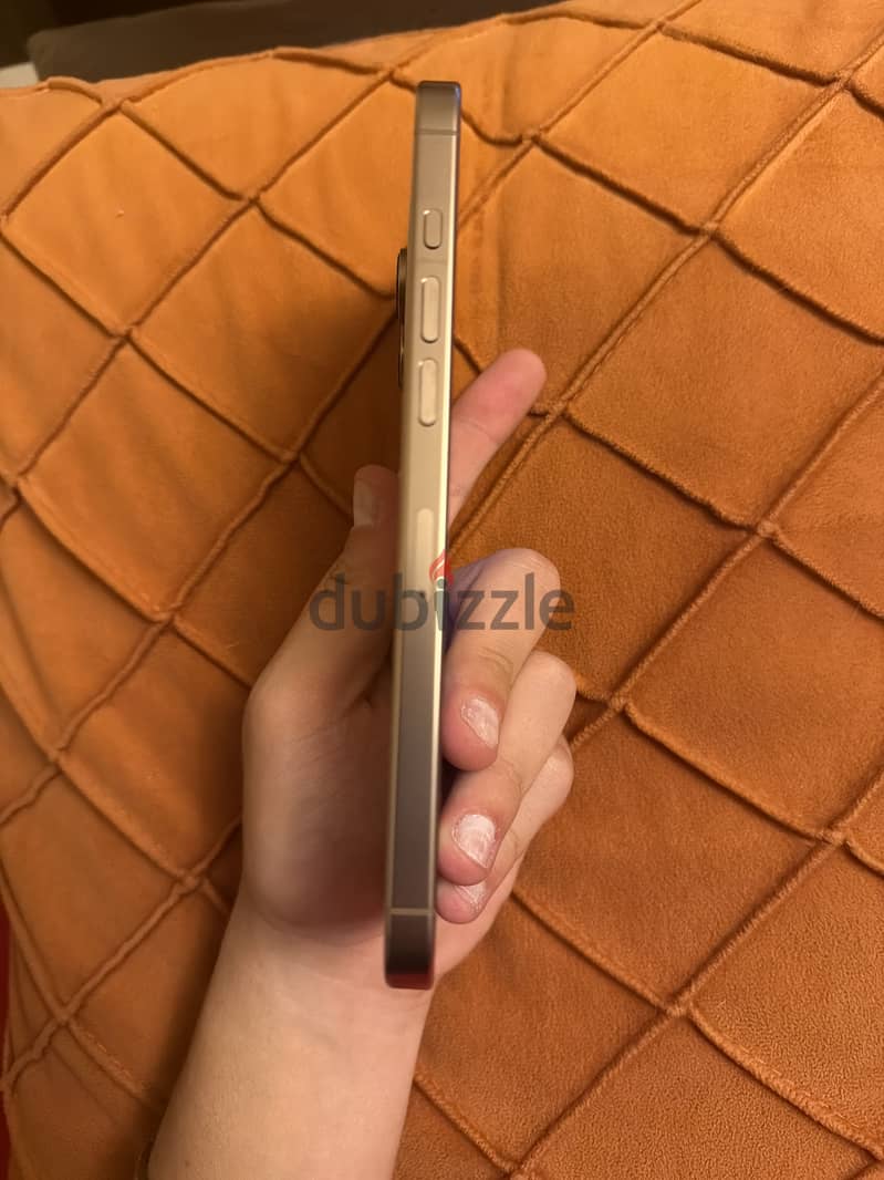 Apple - iPhone 16 Pro Max 1