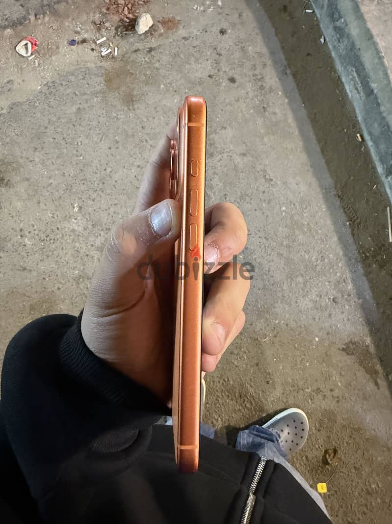 Apple - iPhone 17 Pro Max 4