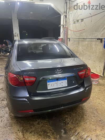 هيونداي إلينترا 2019