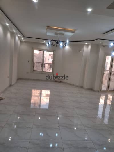 شقة للايجار زهراء المعادى ٣ غرف متفرع من شارع الخمسين