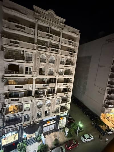 Apartment for rent in Fleming steps from the tram, Abu Qir Street