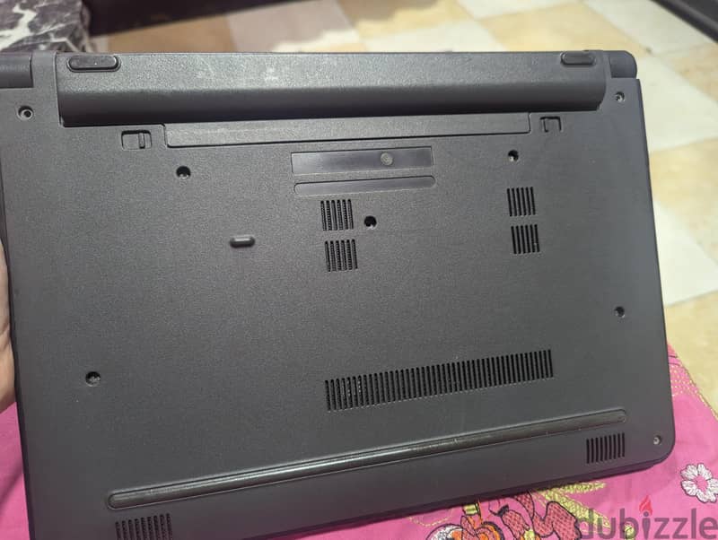 Dell Latitude 3340: 2