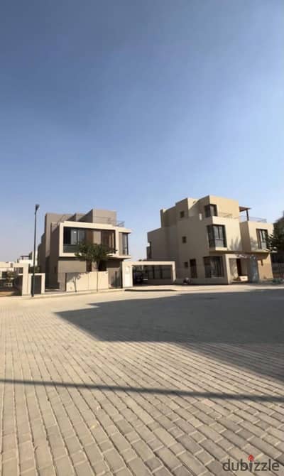باديا بالم هيلز - اكتوبر للبيع تاون هاوس استلام فوري برايم لوكيشن