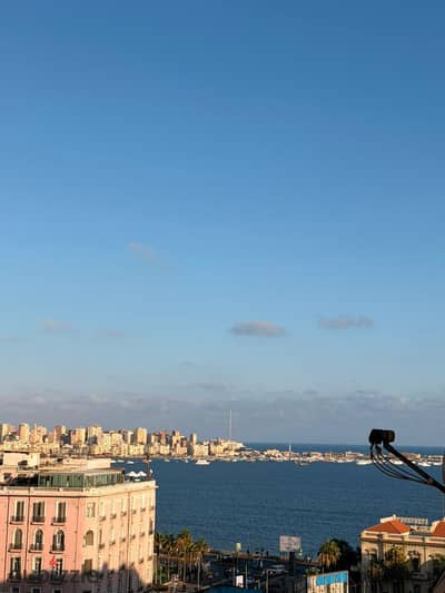Luxury apartment for monthly rent for foreigners or Arabs with sea view, ultra high-end, in the finest locations of Alexandria
