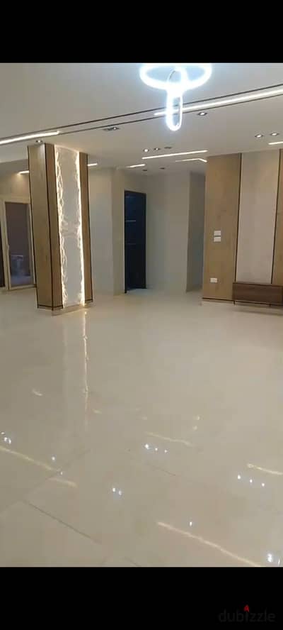 شقه بمدخل خاص سكنى أو ادارى