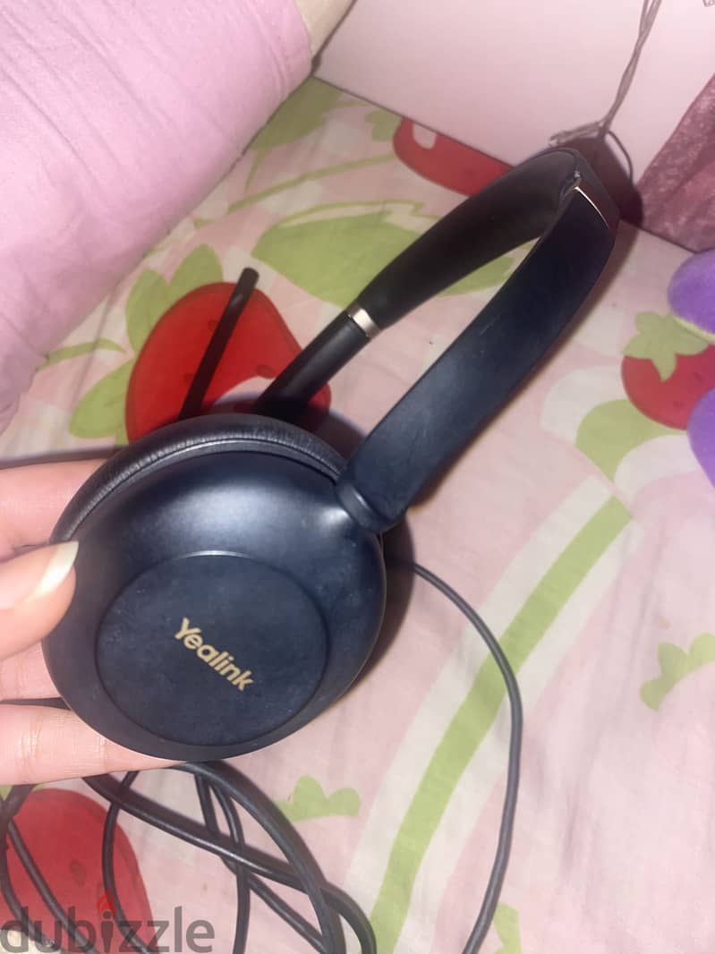 Headset 3