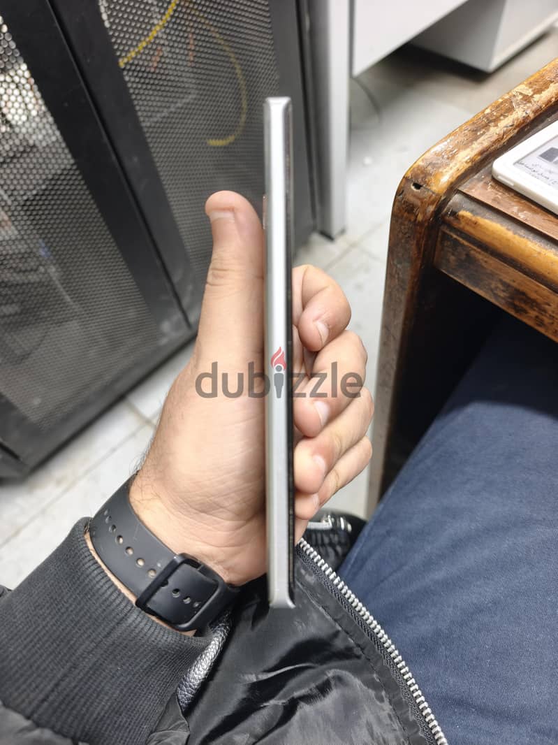 Realme GT 6 7