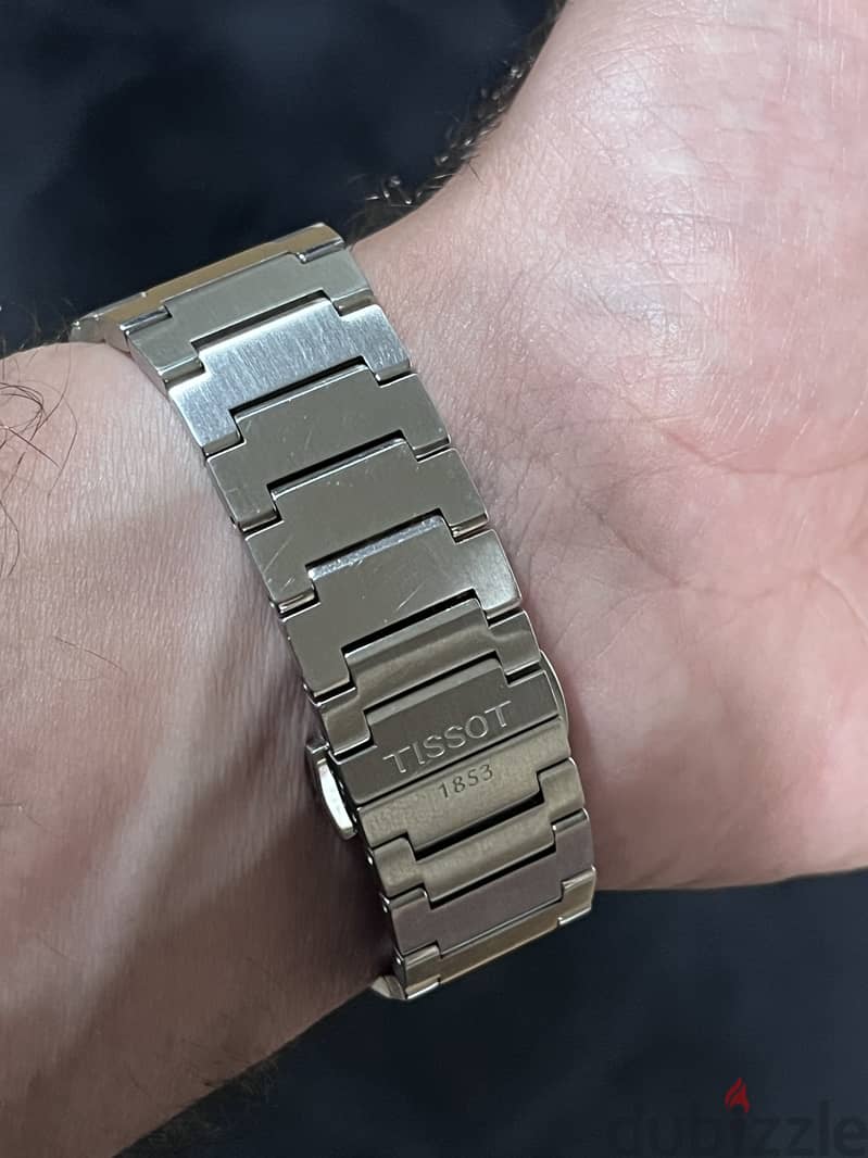 Watch 2
