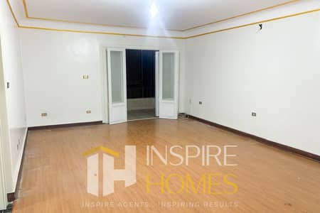 Licensed Apartment for Rent in Masaaken El Dobat with Open Views