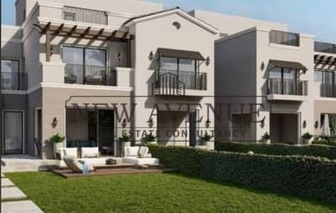 تاون هاوس للبيع في مرحله وان هايد بارك+التكييفات one Hyde Park New Cairo  ارضي واول و روف بمقدم وتقسيط حتي 2034
