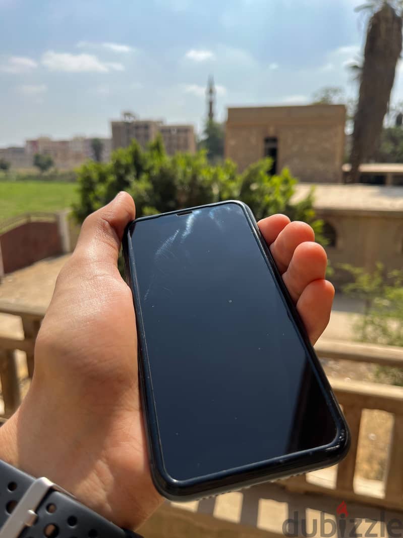 Apple - iPhone 11 7