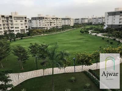 78 sqm apartment for sale in Madinaty B10, next to the services, with a garden view.