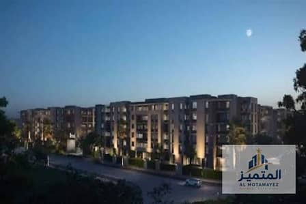 مدينه العبور القديمه في الحي السادس امام محور احمد عرابي مباشره مواجه لبوابه جمعيه عرابي