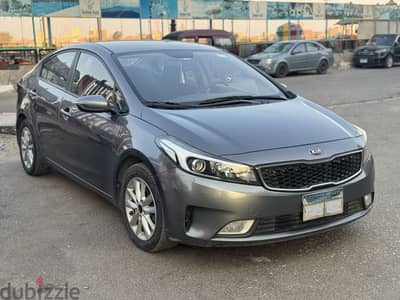 Kia Cerato 2017 كيا سيراتو 2017 فابريكا بالكامل