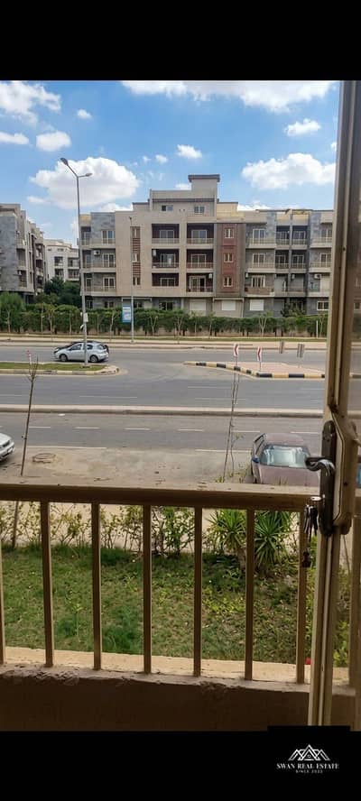 Fully furnished 2-bedroom apartment for sale in Sheikh Zayed, 12th District - Mostakbal Buildings, first floor directly on the main street next to The