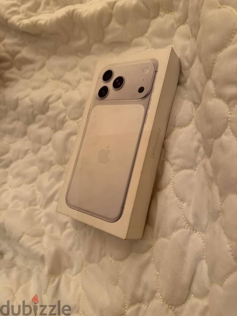 Apple - iPhone 17 Pro Max 4