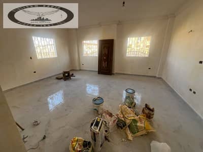 Apartment for rent (residential or administrative use) in Southern Investors District, facing the Mohamed Naguib Axis and public transport routes.