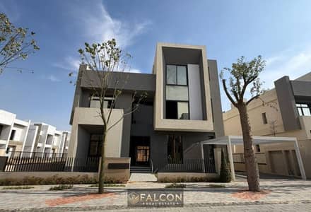 Luxury fully finished townhouse with a private pool view for sale in Saada Boutique Compound, Sixth Settlement.