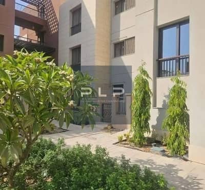 Apartment available for ready to move at the lowest market price for a quick sale in the District 5 compound, Fifth Settlement.