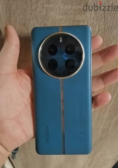 للبيع هاتف Realme 12 pro plus 5g حالة جيدة جدا