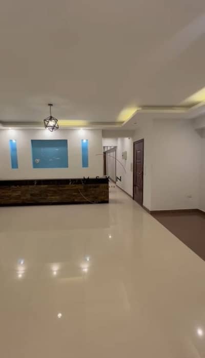 Apartment for sale in the Fourth District 180m Super Lux - Fifth Settlement