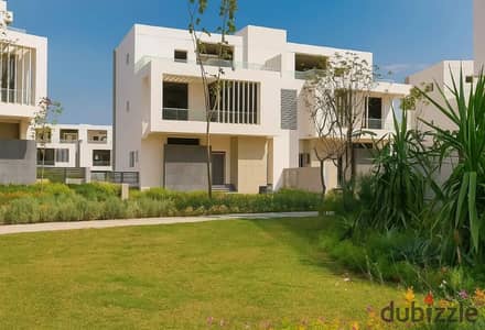 Resale twin house available for immediate handover in Joulz, offered at an attractive price. Located opposite New Giza and near HyperOne, Sheikh Zayed