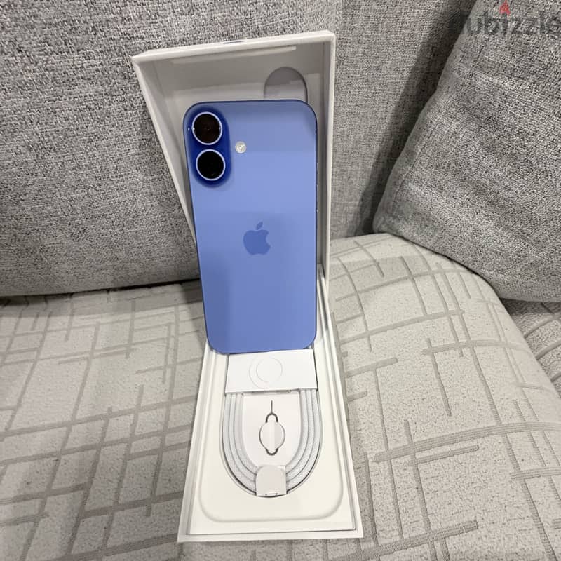 Apple - iPhone 16 3