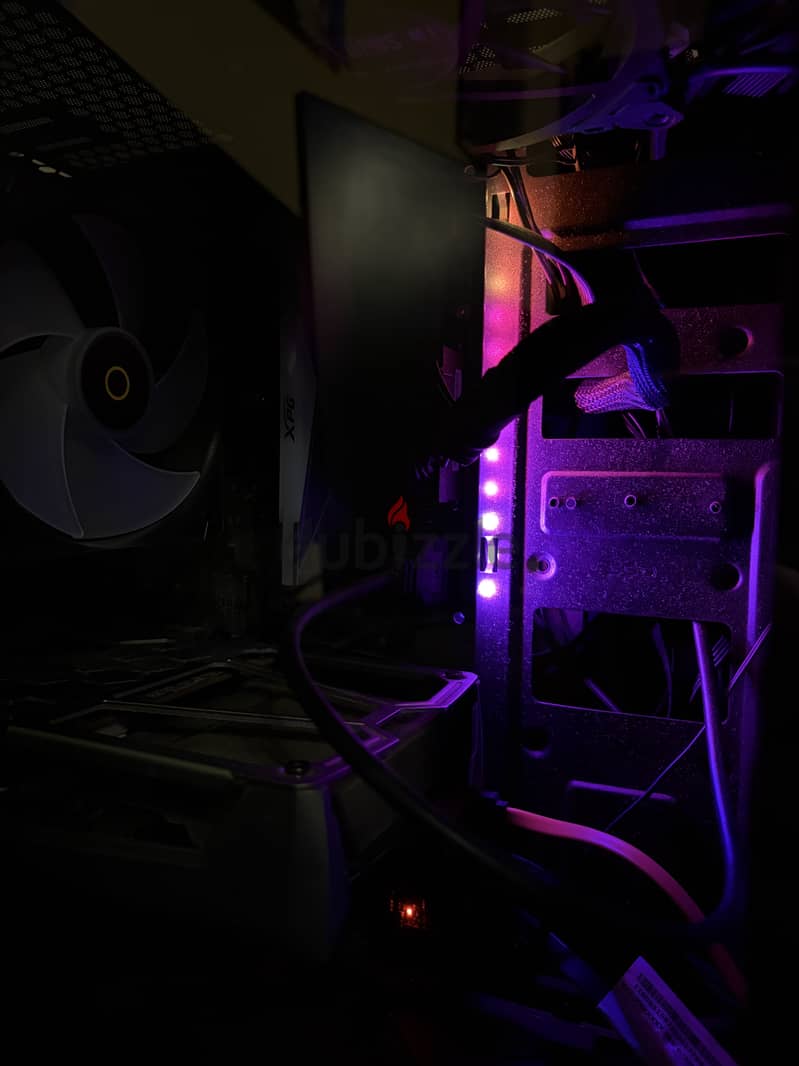 Bundle : Asus strix b250f , Intel i7 7700K , SSD 3