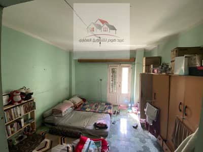 Opportunity an apartment for sale in Nasr City steps to Al-Manhal school the second number from the main street