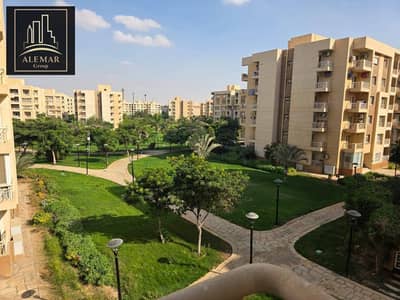 Apartment 165 square meters for sale in Madinaty View Garden, first residence, steps from services