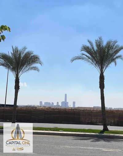 للبيع بسعر تجاري في مدينتي شقه 74م في b12 فيو ابراج العاصمه الادريه وخطوات للايست هب