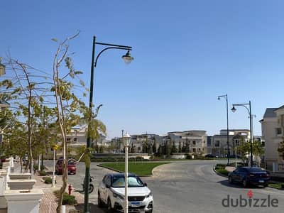 Penthouse for rent in a prime location in Mountain View Chillout, October, with kitchen and without air conditioning.