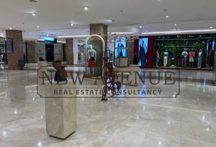 محل دور ارضي متشطب بالكامل في جاليريا 40 الشيخ زايد للايجار  Galleria 40 El Sheikh Zayed