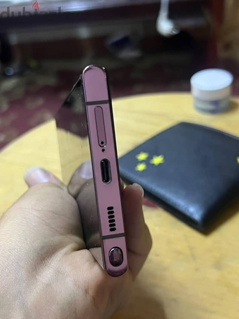 Samsung S22 Ultra 4