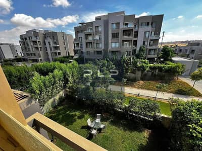 Resale apartment for sale at the lowest price; ultra-super-lux finishing, including A/C units and kitchen; open view  in Village Gardens Katam