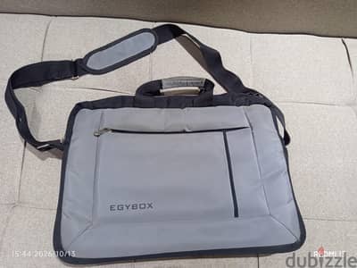 شنطة لاب توب EGYBOX بحالتها خامه ممتازه 2 سوستا خارجيه ب 500 جنيه فقط