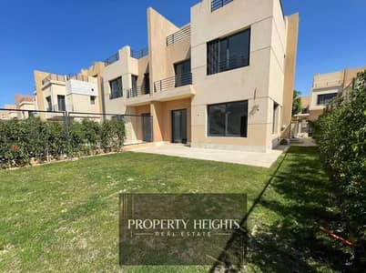 A beautiful first-use twin house for rent in Alma, offering a spacious garden, comfortable layout, and a prime location.