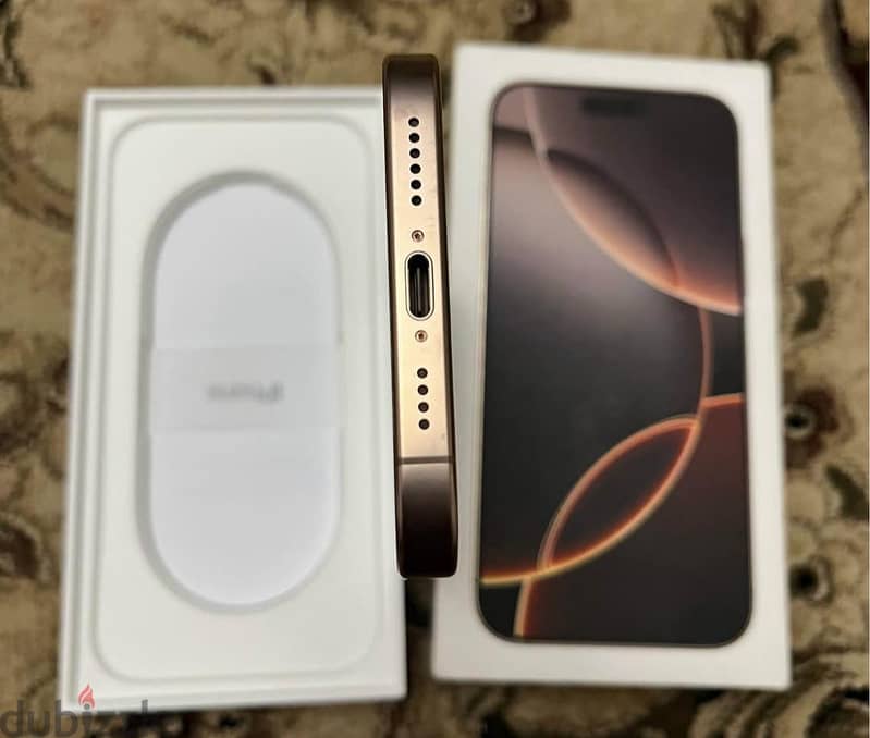 Apple - iPhone 16 Pro Max (Desert Titanium) ZA 6