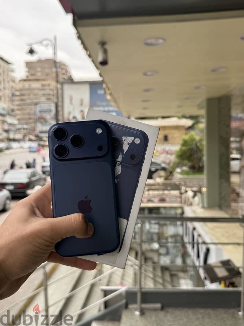Apple - iPhone 17 Pro 1