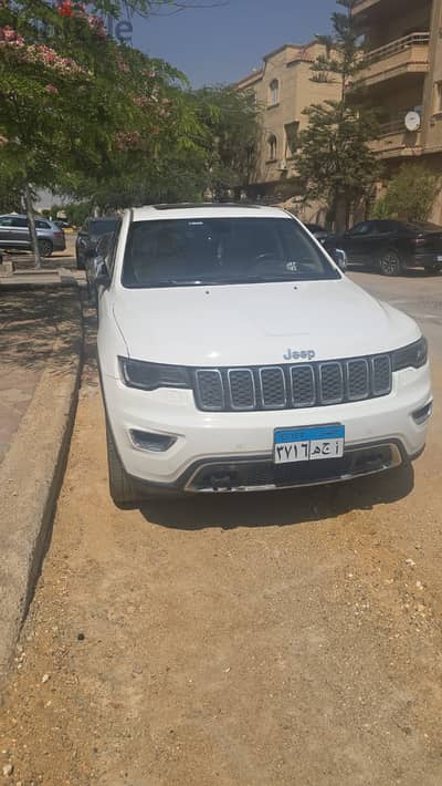 جيب جراند شيروكى 2021 اعلي  فئه