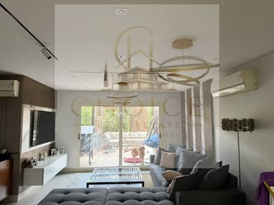 Ground-floor apartment with a garden, 3 bedrooms (ultra-super-lux finish), ready for immediate move-in. For sale directly by the owner in the Palm Hil