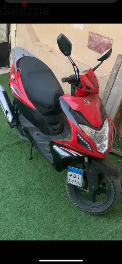 اسكوتر حوا r8