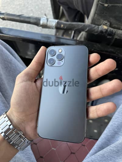 آبل - آيفون 12 برو
