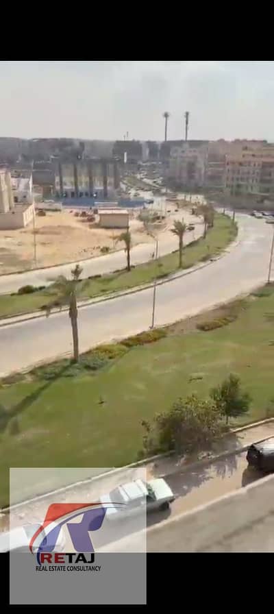 روف للبيع باللوتس الجنوبية 220 متر بفيو بانورامي مميز