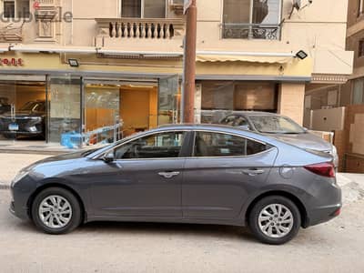 هيونداي إلينترا 2019