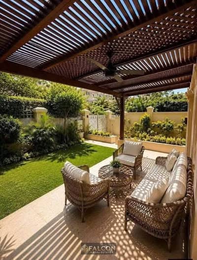 استثمر او اسكن باقل سعر شقه +حديقه خاصه قسط 10سنين تاج سيتي  امام J. W Marriott ودقايق الي الرحاب و هايد بارك و  مدينه نصر و مصر الجديده